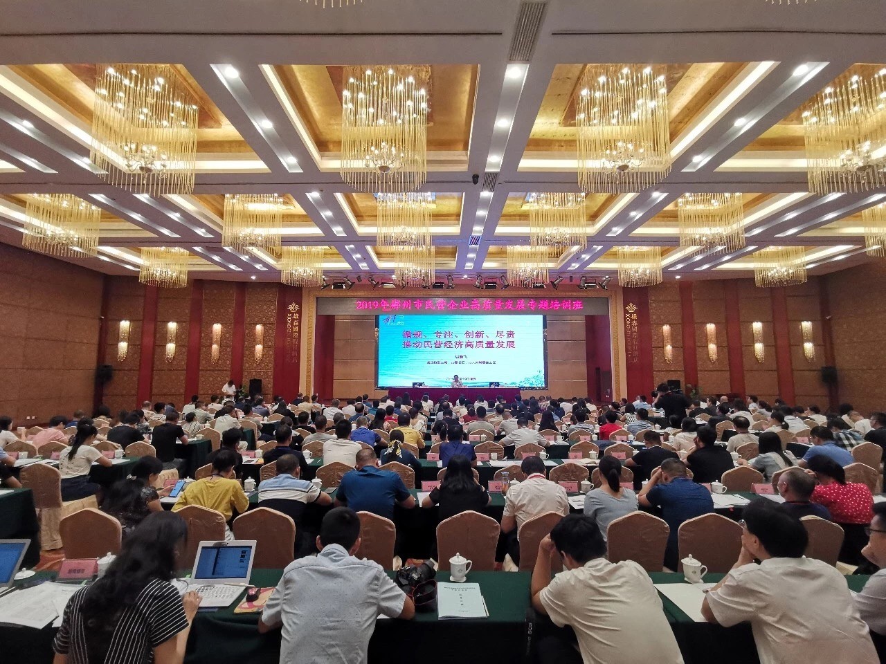 湖南妙能電器有限公司,多功能電暖餐桌,取暖桌價格,電暖茶幾批發(fā),電暖方桌,取暖桌